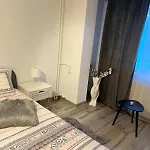 De Lux