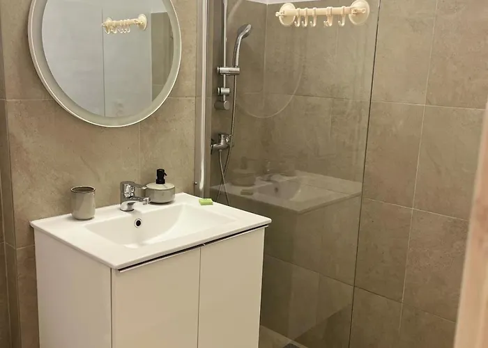 Апартаменты De Lux